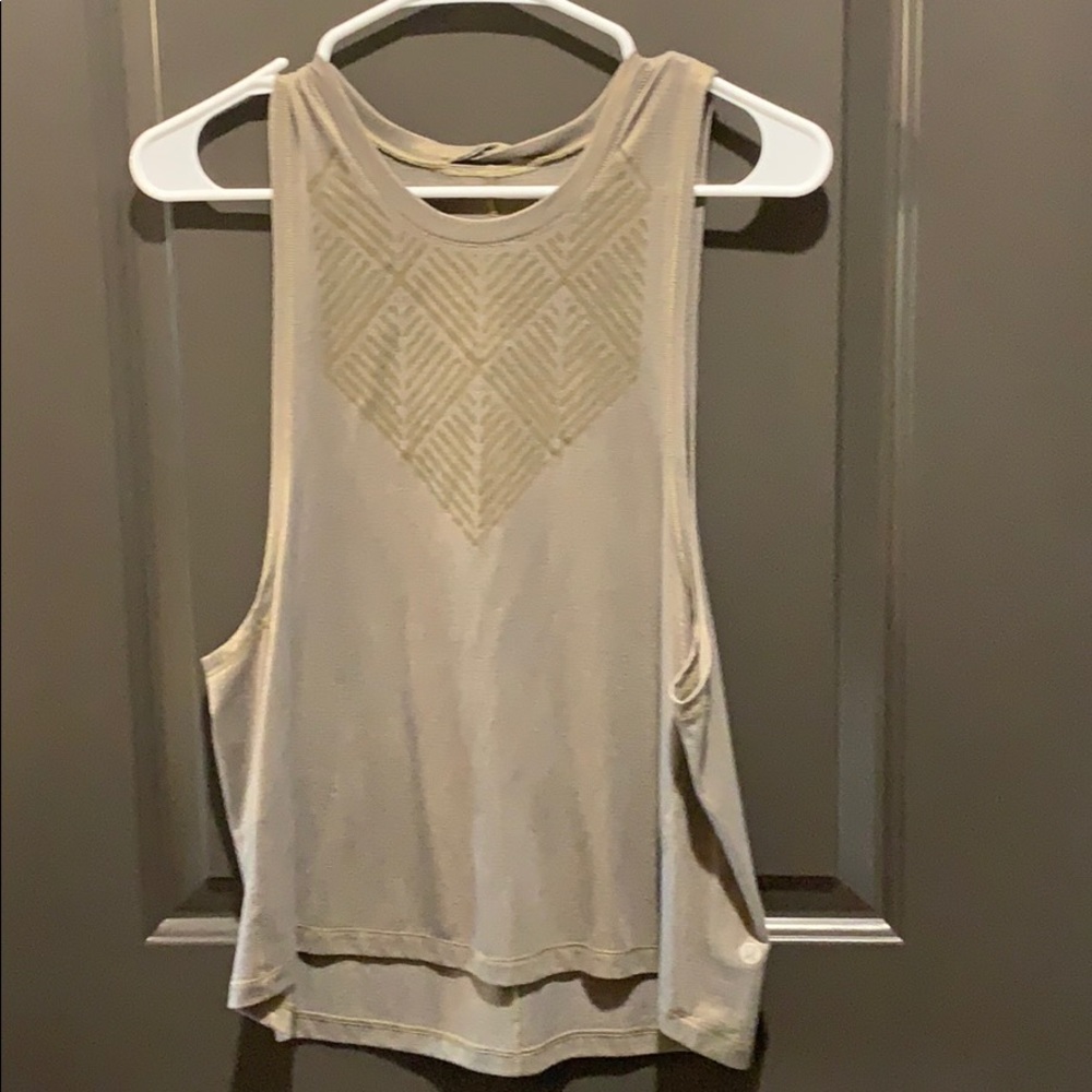 Lulu lemon tank
